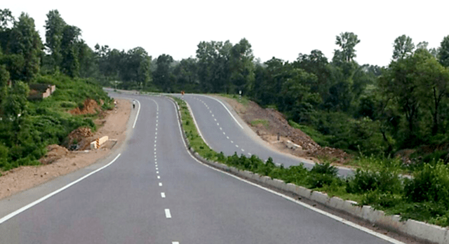 राष्ट्रीय राजमार्गों पर यात्रियों के लिए विकसित होंगी छह सौ सुविधाएं |  NewsNasha