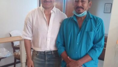 Saif Ali Khan with auto driver who protects his life