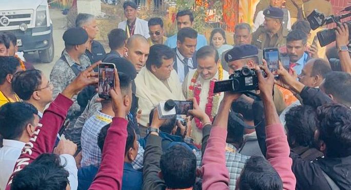 gautam Adani at mahakumbh